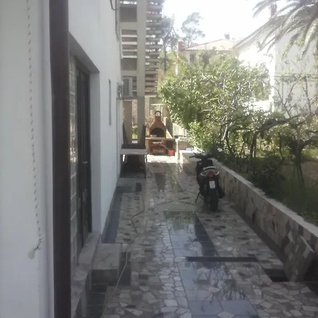 With Parking Space Banjol, Rab - 11021 Appartement Rab Town